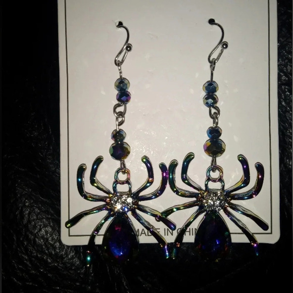 Iridescent Rhinestone Spider Dangle Earrings - Picture 3 of 7